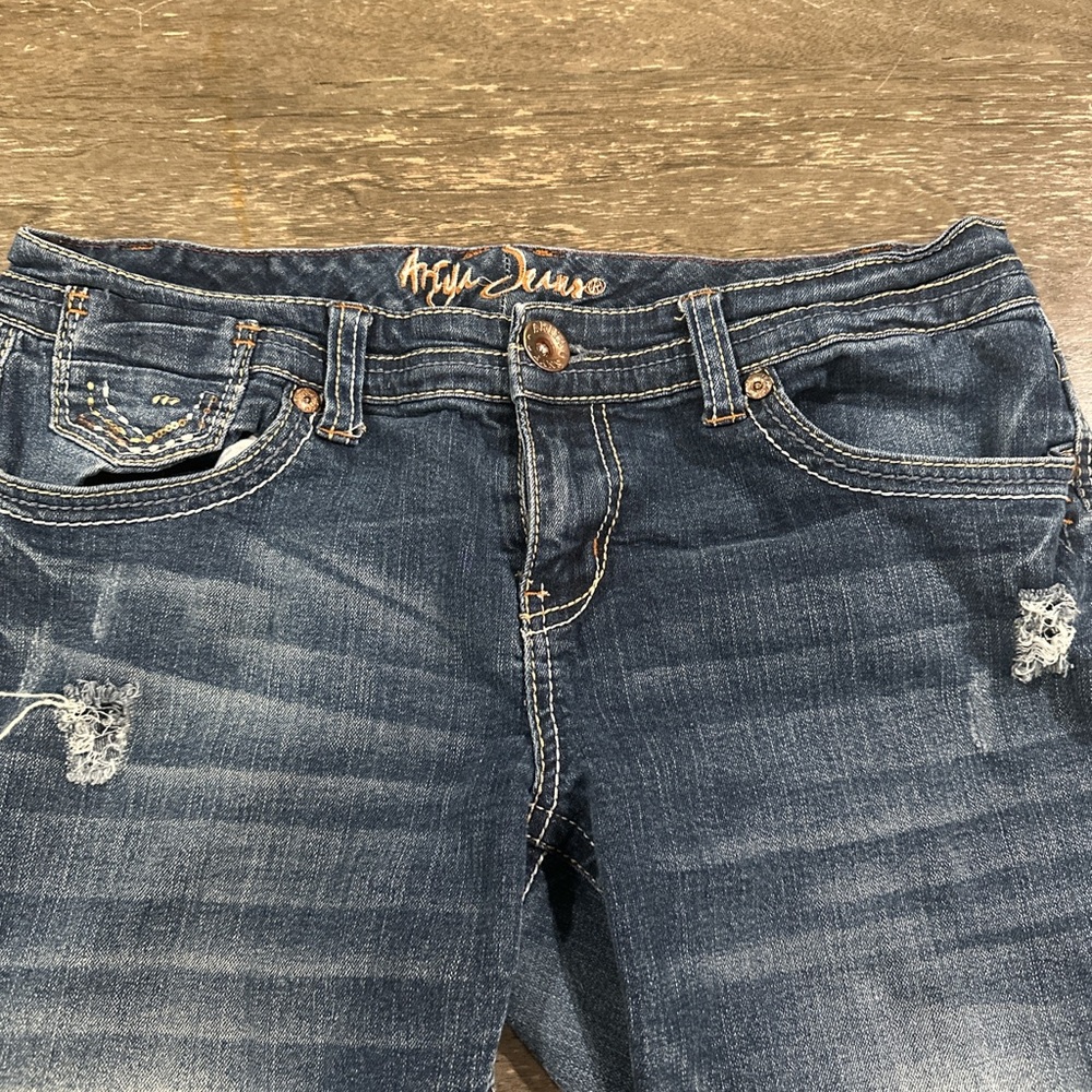 Ariya Jeans Dark Blue Distressed Shorts - Picture 5 of 7